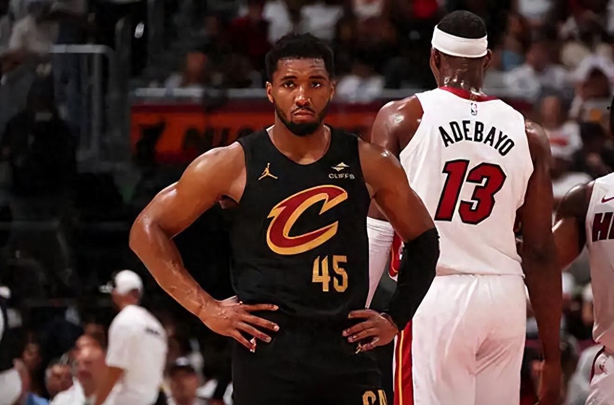 9体育-NBA季后赛冲刺阶段再迎强敌；迈阿密热火手感冰凉；主帅态度：悬念犹存；训练强度明显提升的简单介绍